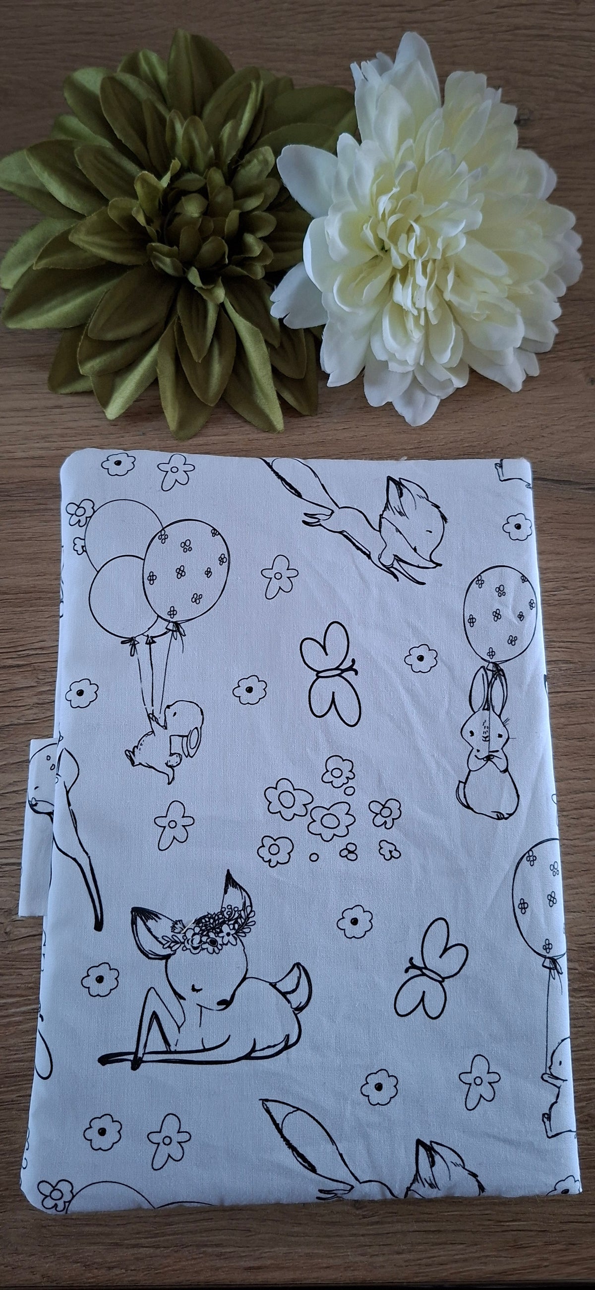 Protège carnet de santé à colorier